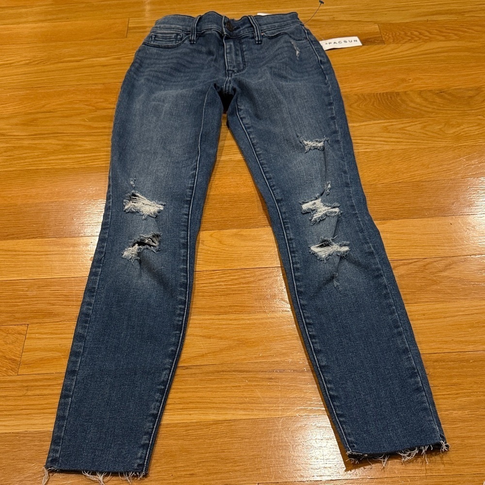 NWT Pacsun high rise jegging size 22 .